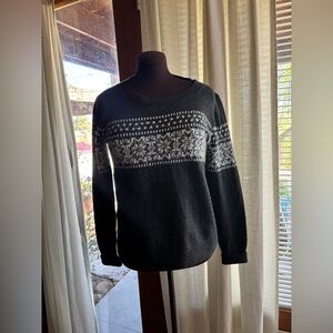 Ann Taylor Loft Soft Wool Blend Sweater-Medium